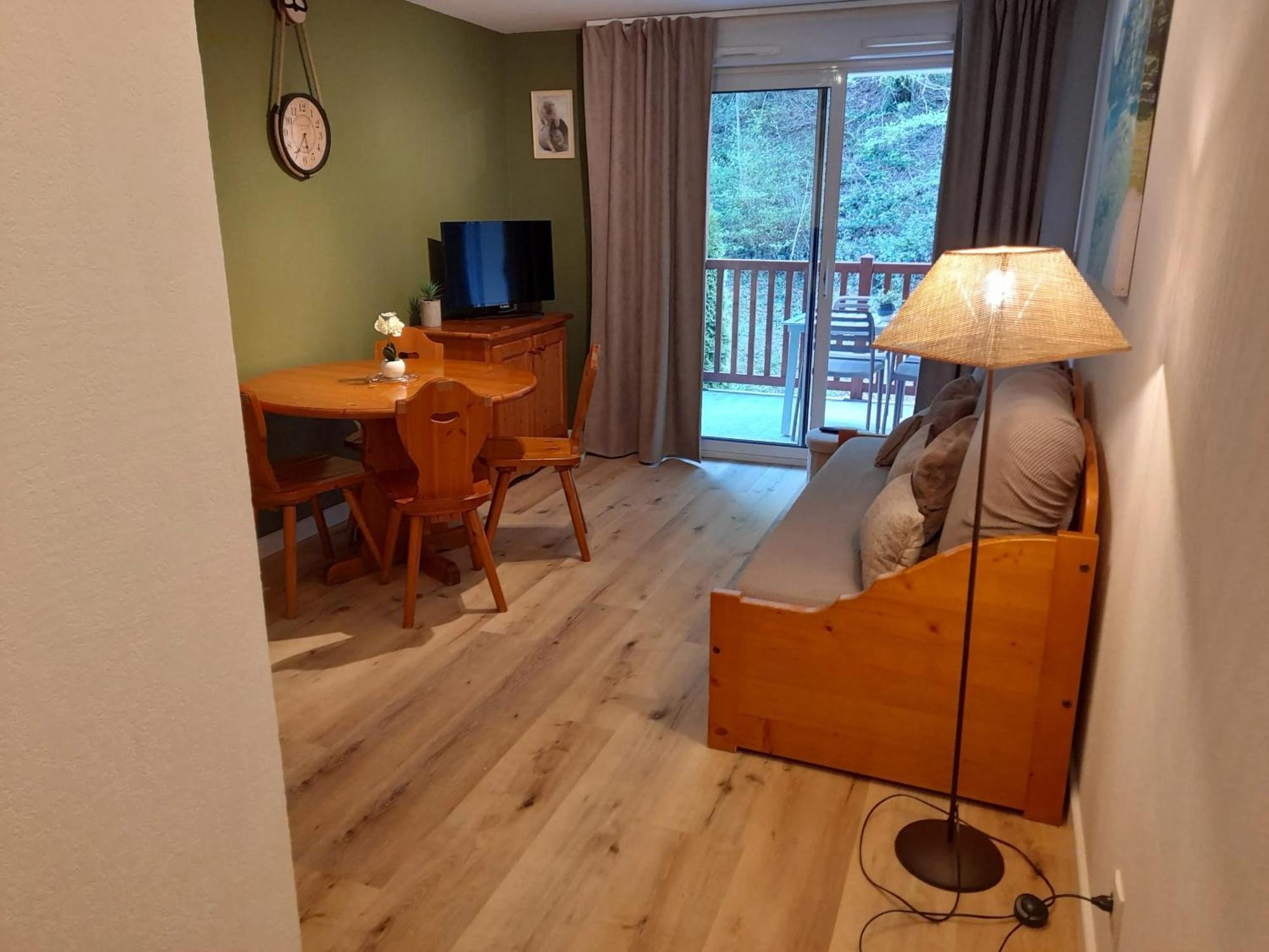 Appartement Avec Vue Sur La Montagne A Saint Lary Soulan 28 M² Piscine Exterior foto